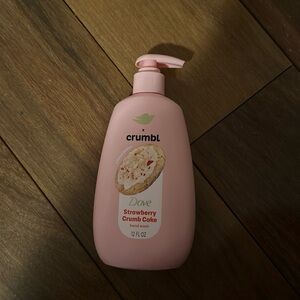 Dove x Crumbl Strawberry Crumble Cake Hand Wash - Pink